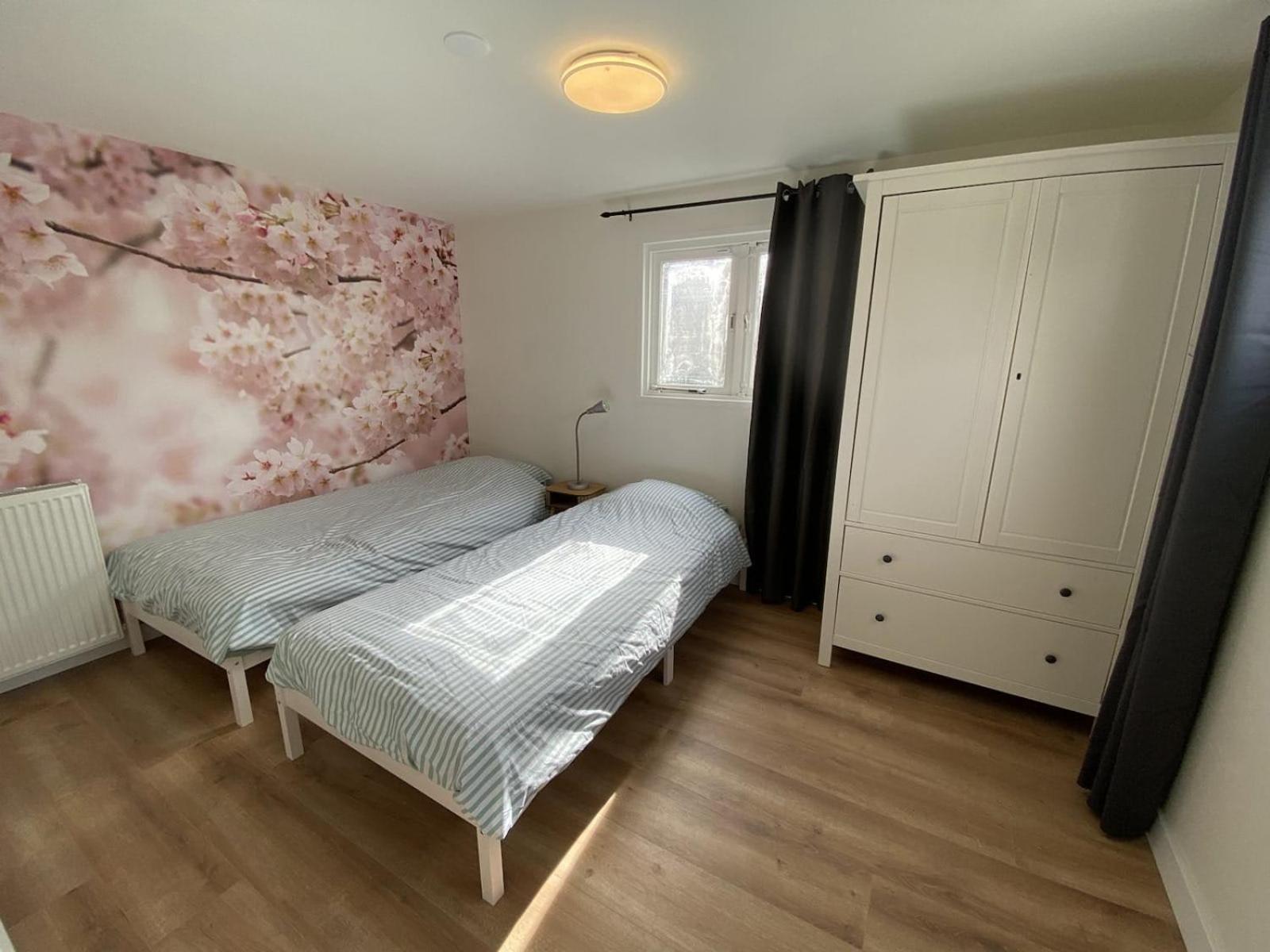 Veluwe Vakanties Chalets With Private Barrel Sauna - With Pool Bar And Restaurant Facilities In The Veluwe National Park Пюттен Экстерьер фото