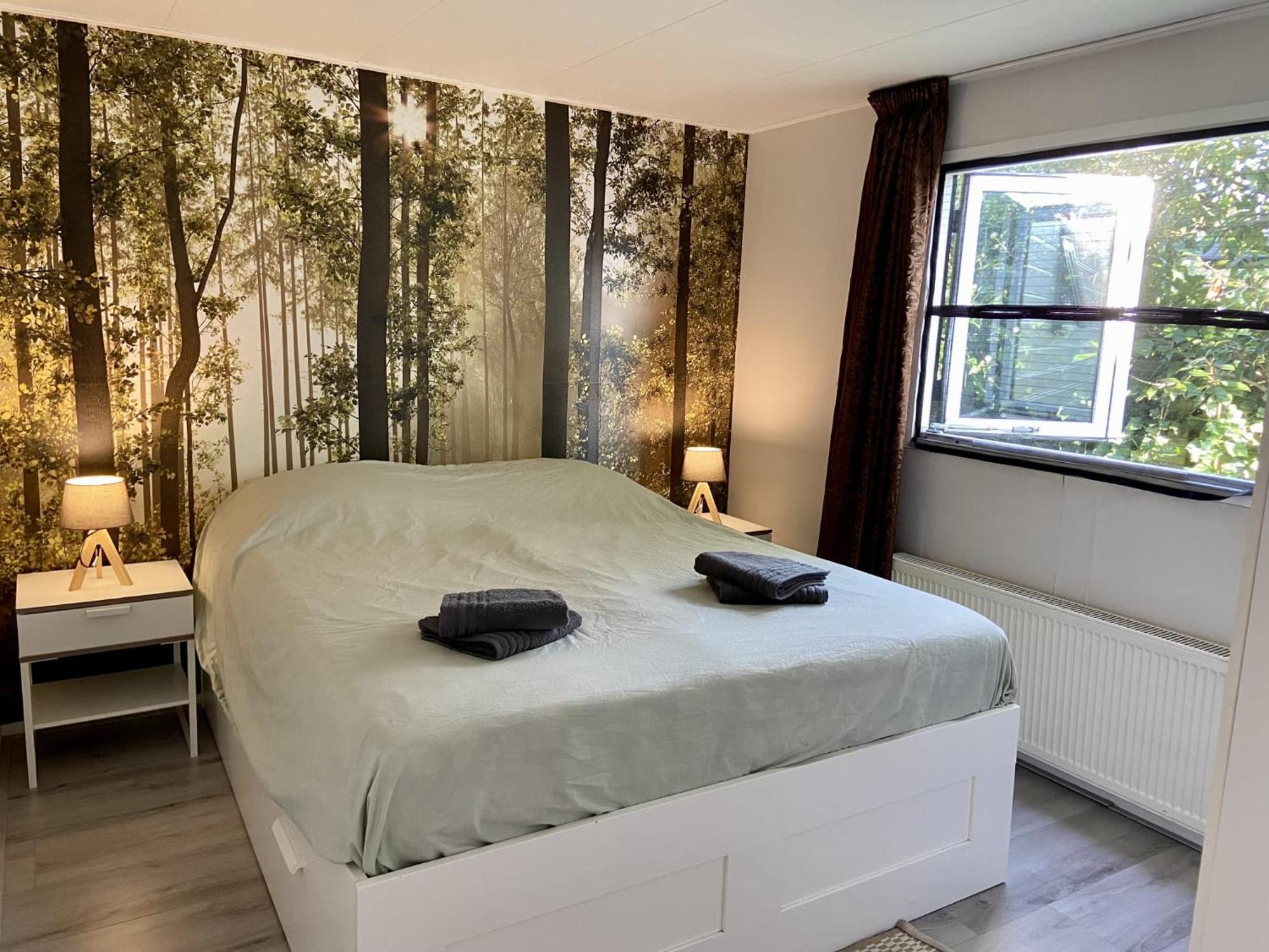 Veluwe Vakanties Chalets With Private Barrel Sauna - With Pool Bar And Restaurant Facilities In The Veluwe National Park Пюттен Экстерьер фото